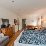 Holger By Interhome Zell am See